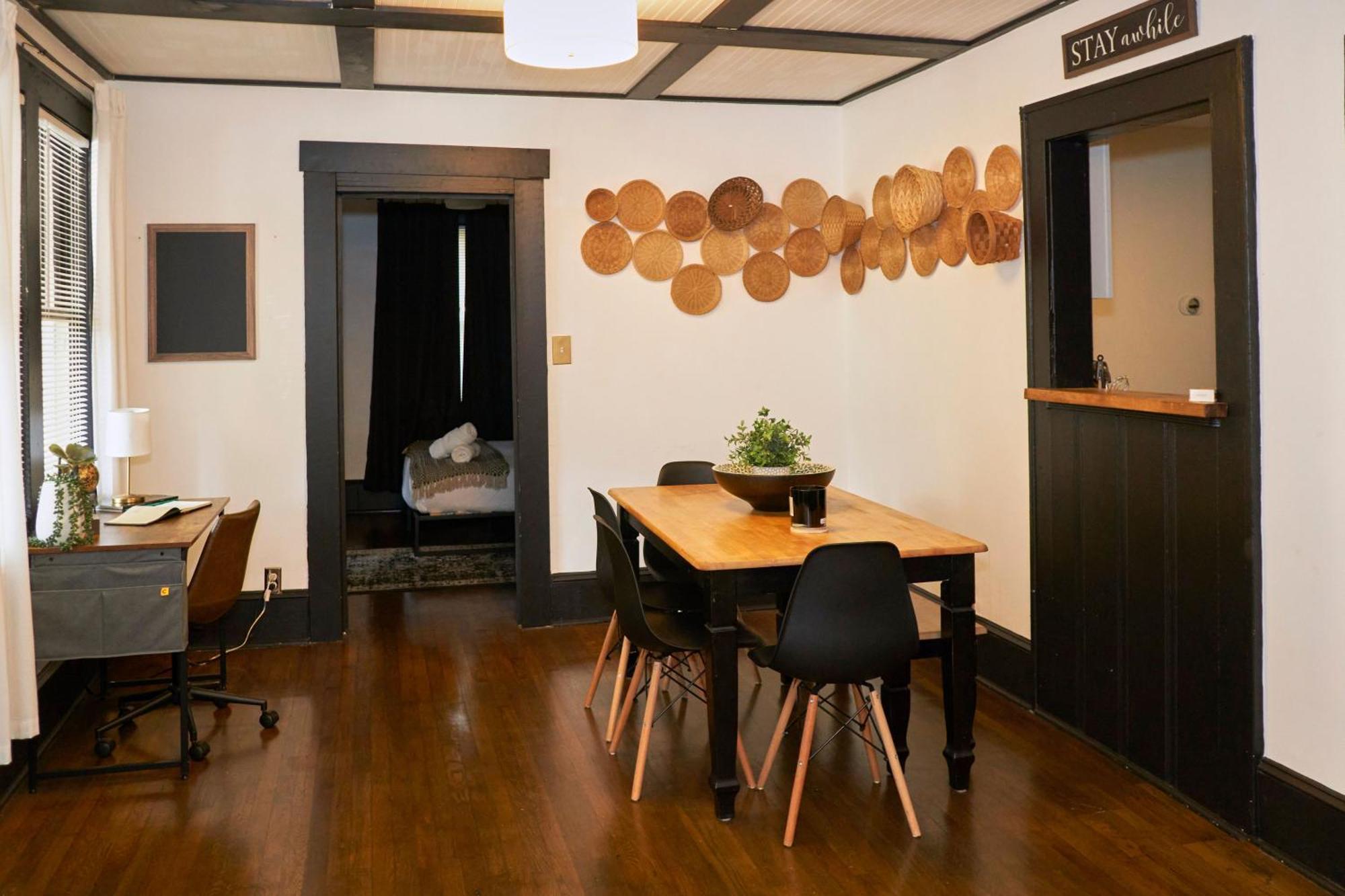 Cozy Atl Getaway - 5 Min From Airport & Downtown Villa Atlanta Exterior foto